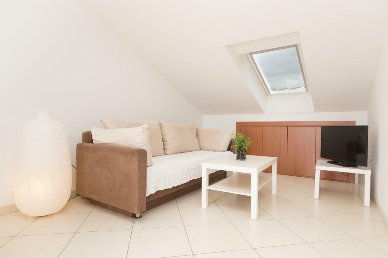 Alpeza Apartments Бол Екстериор снимка