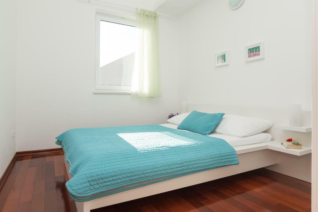 Alpeza Apartments Бол Екстериор снимка