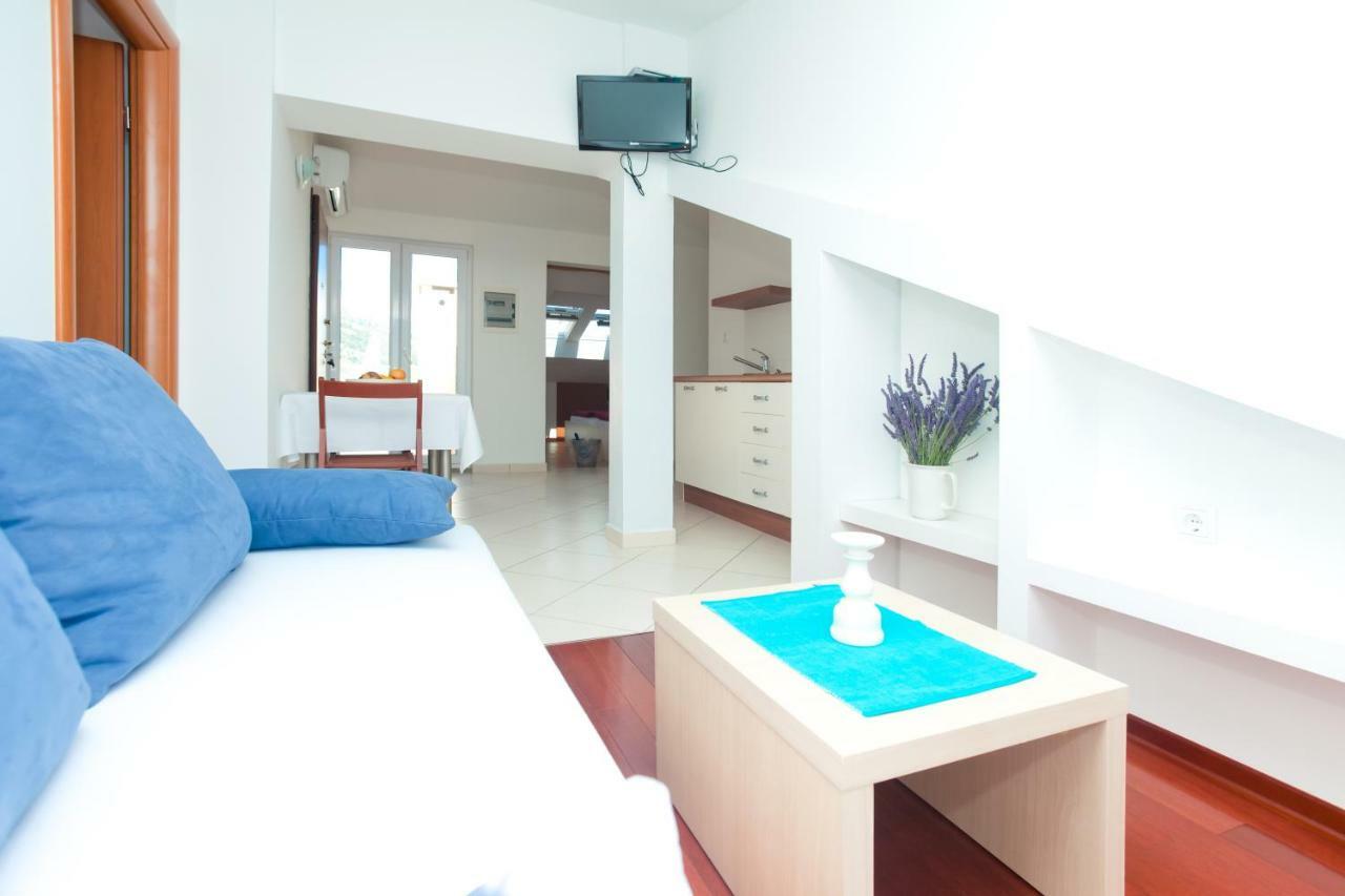 Alpeza Apartments Бол Екстериор снимка